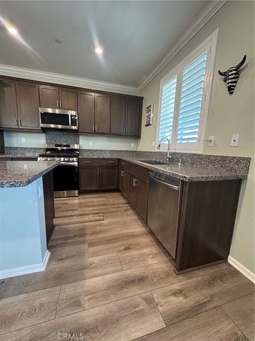 3829 W Bodega, San Bernardino, CA 92407