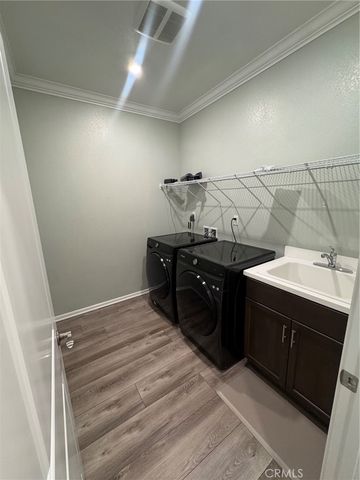 3829 W Bodega, San Bernardino, CA 92407