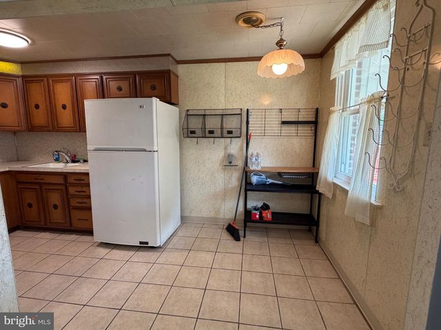 1034 CEDARWOOD RD, Glenolden, PA 19036