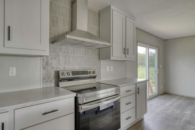 9960 Goose Prairie Road, Midway, TX 75852