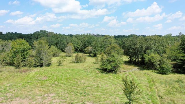 9960 Goose Prairie Road, Midway, TX 75852