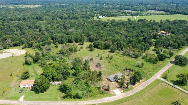 9960 Goose Prairie Road, Midway, TX 75852
