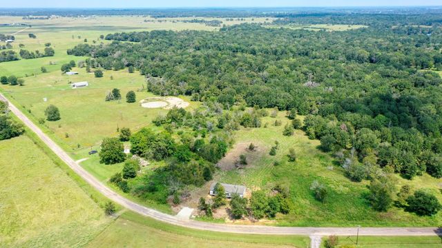 9960 Goose Prairie Road, Midway, TX 75852