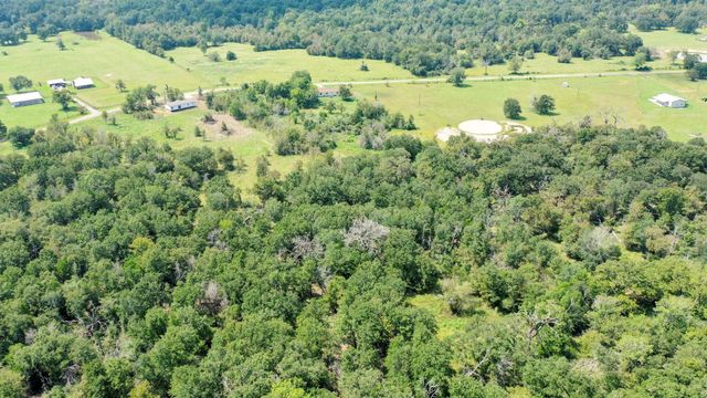 9960 Goose Prairie Road, Midway, TX 75852