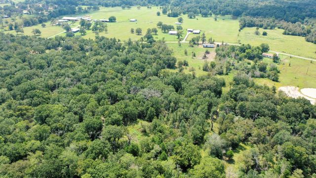 9960 Goose Prairie Road, Midway, TX 75852