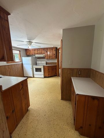 57 Swan Ave 2, Worcester, MA 01602