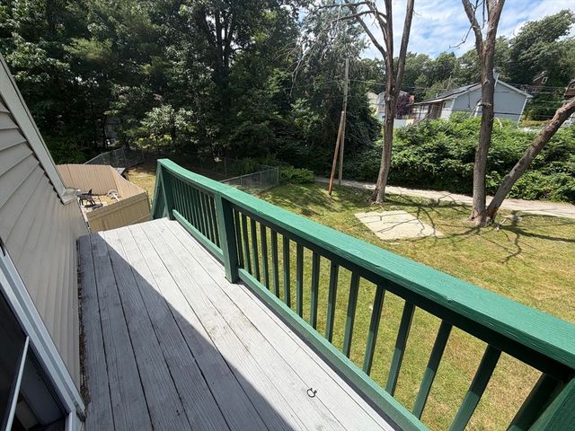 57 Swan Ave 2, Worcester, MA 01602