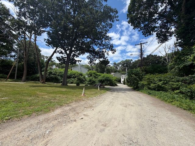 57 Swan Ave 2, Worcester, MA 01602