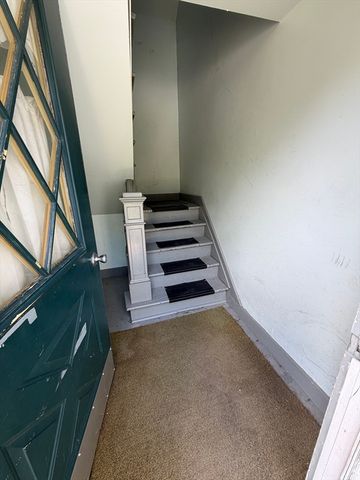 57 Swan Ave 2, Worcester, MA 01602