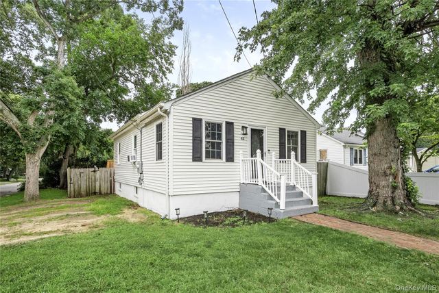 42 S Washington Avenue, Centereach, NY 11720