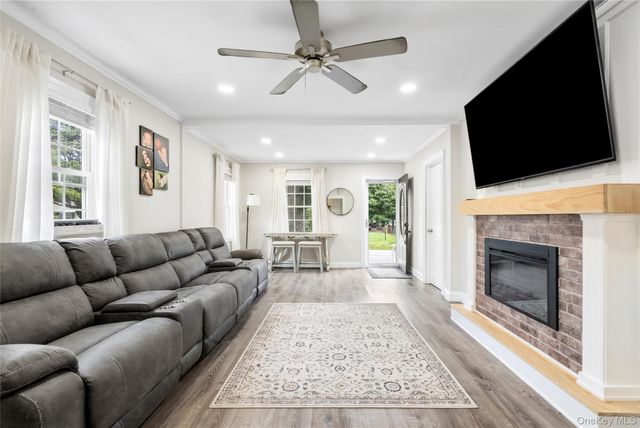42 S Washington Avenue, Centereach, NY 11720