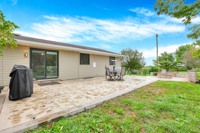 7198 Canyon Road SE, Hebron, OH 43025