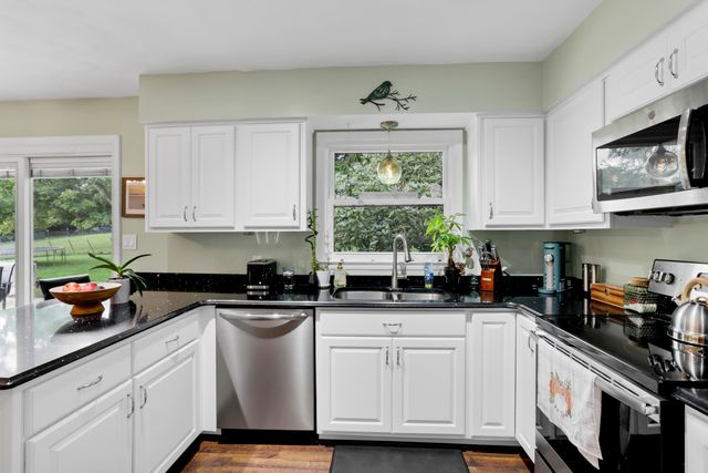 7198 Canyon Road SE, Hebron, OH 43025