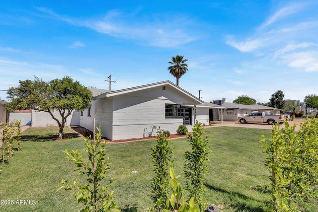 3936 E OAK Street, Phoenix, AZ 85008