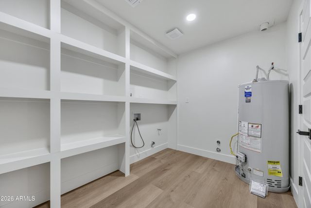 3936 E OAK Street, Phoenix, AZ 85008