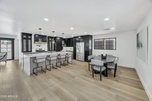 3936 E OAK Street, Phoenix, AZ 85008