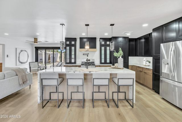 3936 E OAK Street, Phoenix, AZ 85008