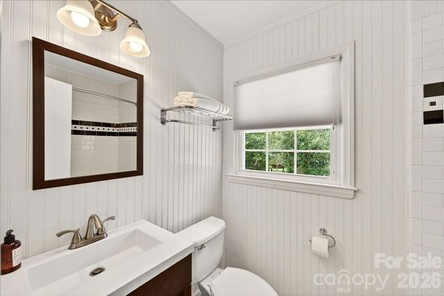 3425 Airlie Street, Charlotte, NC 28205