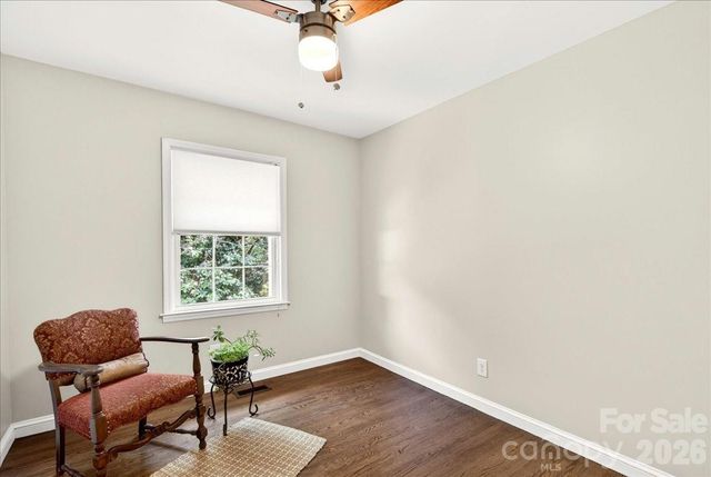 3425 Airlie Street, Charlotte, NC 28205