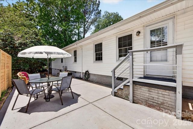 3425 Airlie Street, Charlotte, NC 28205
