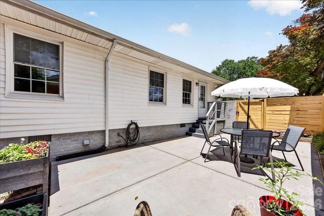 3425 Airlie Street, Charlotte, NC 28205