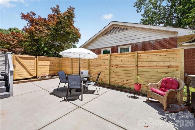 3425 Airlie Street, Charlotte, NC 28205