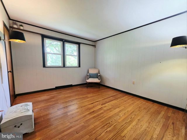 1261 BUCK LN, West Chester, PA 19382