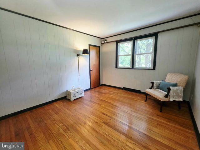 1261 BUCK LN, West Chester, PA 19382