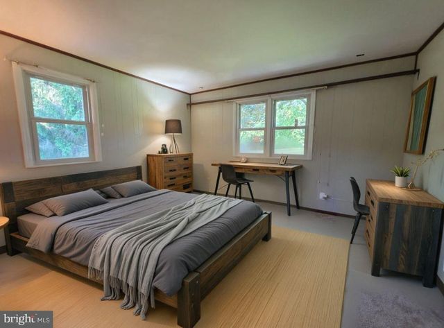 1261 BUCK LN, West Chester, PA 19382