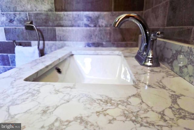 1261 BUCK LN, West Chester, PA 19382