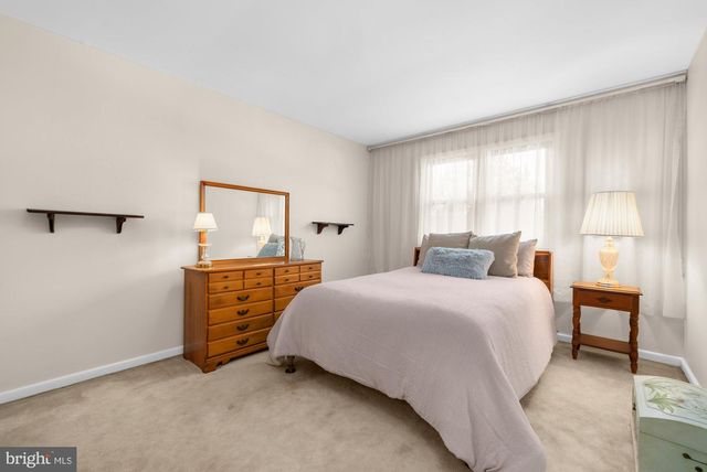 1261 BUCK LN, West Chester, PA 19382