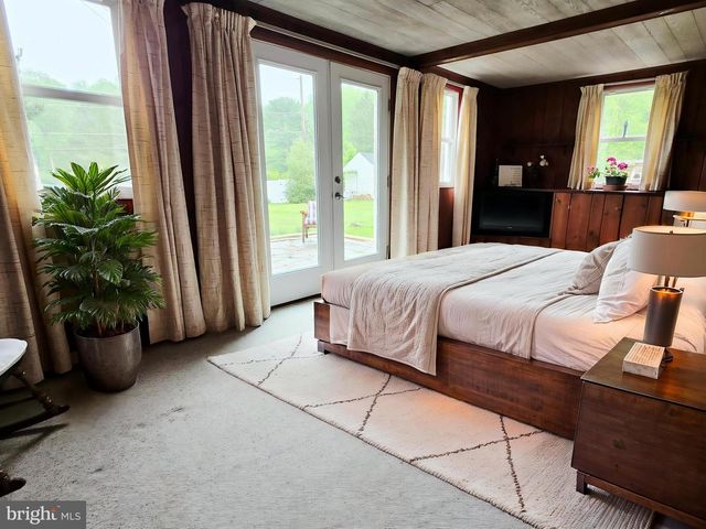 1261 BUCK LN, West Chester, PA 19382