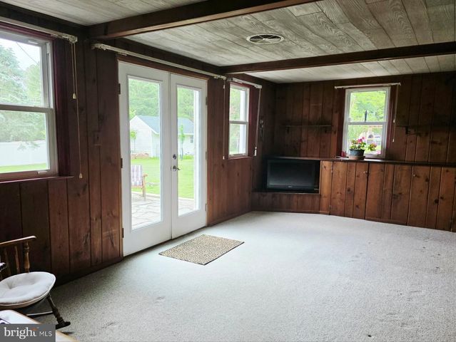 1261 BUCK LN, West Chester, PA 19382