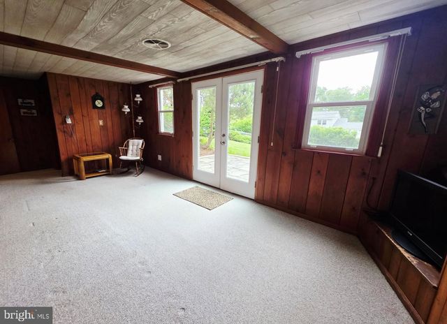 1261 BUCK LN, West Chester, PA 19382