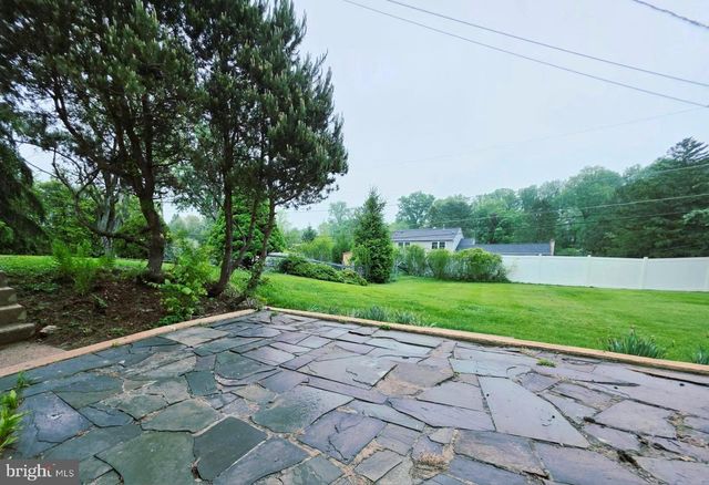 1261 BUCK LN, West Chester, PA 19382