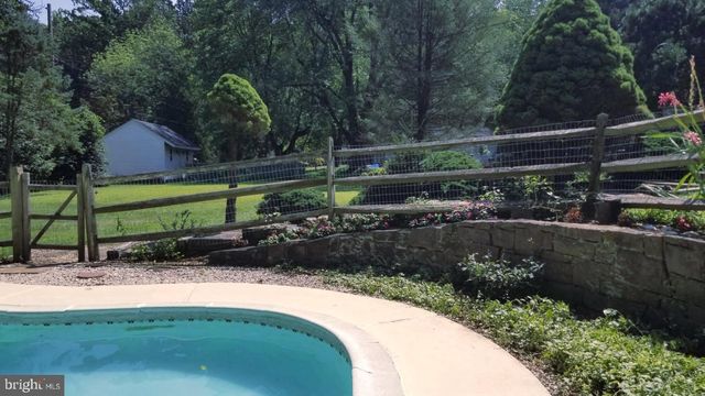 1261 BUCK LN, West Chester, PA 19382