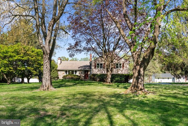 1261 BUCK LN, West Chester, PA 19382