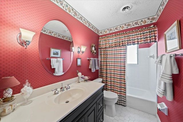7956 GAYLE LN, Germantown, TN 38138