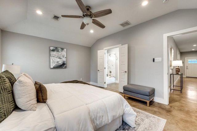 2205 N Hickory Street, Sherman, TX 75092