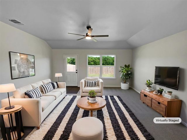 721 Luna Vista DR, Hutto, TX 78634