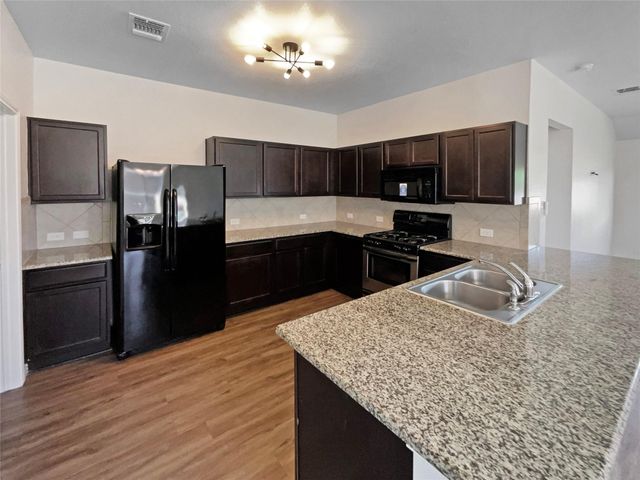721 Luna Vista DR, Hutto, TX 78634