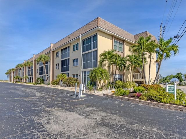 1400 TARPON CENTER DRIVE 314, Venice, FL 34285