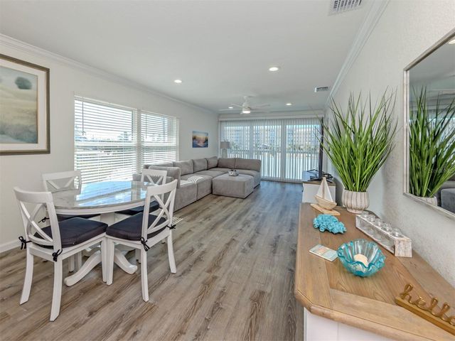 1400 TARPON CENTER DRIVE 314, Venice, FL 34285