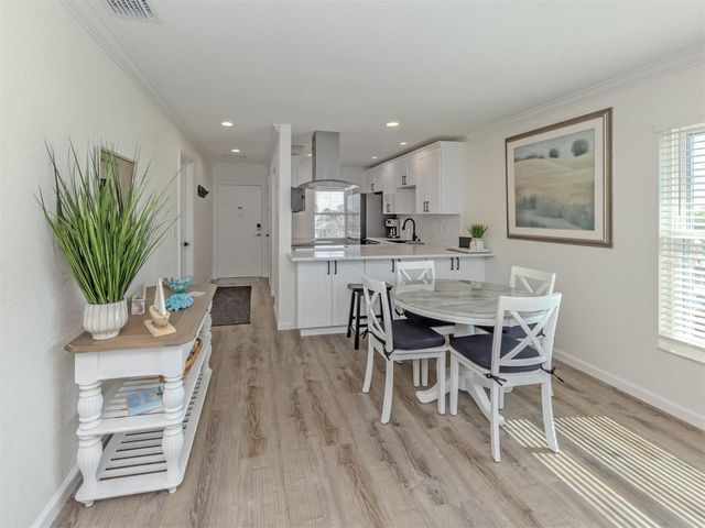 1400 TARPON CENTER DRIVE 314, Venice, FL 34285
