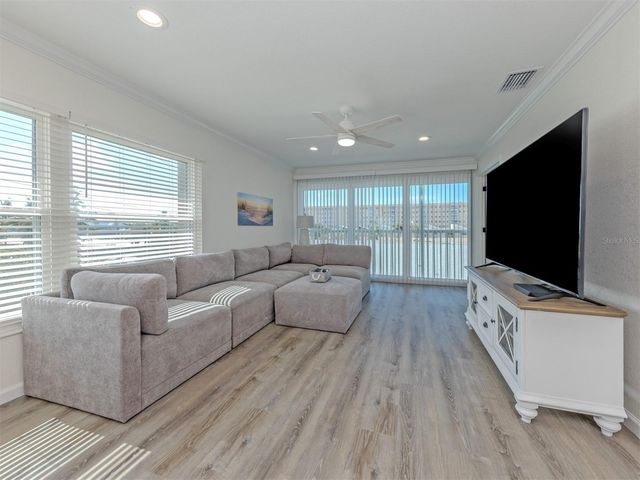 1400 TARPON CENTER DRIVE 314, Venice, FL 34285