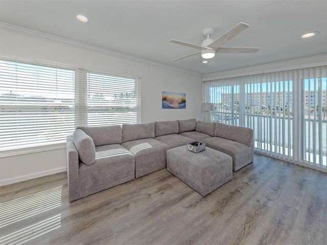 1400 TARPON CENTER DRIVE 314, Venice, FL 34285
