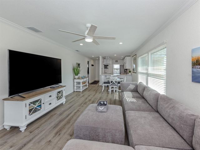 1400 TARPON CENTER DRIVE 314, Venice, FL 34285