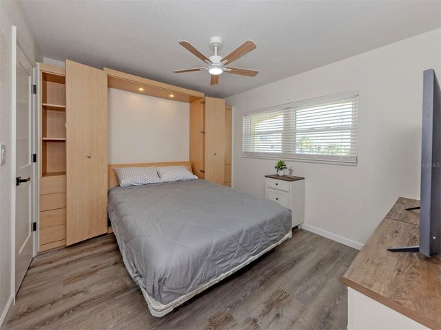 1400 TARPON CENTER DRIVE 314, Venice, FL 34285