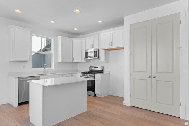 2582 S SINBAD WAY, Magna, UT 84044