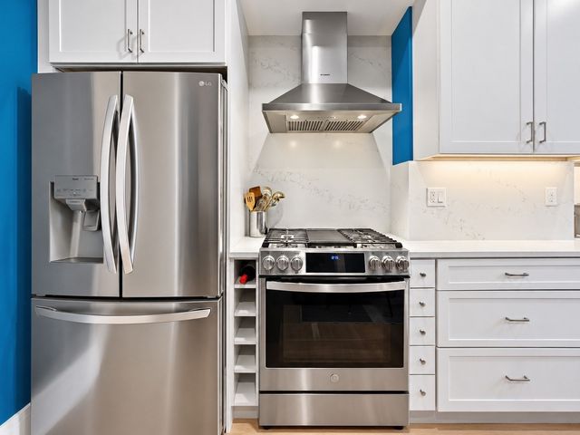 442 Windsor St 442-1, Cambridge, MA 02141